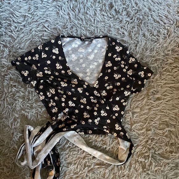 SHEIN Tops - SHEIN Floral Wrap Top